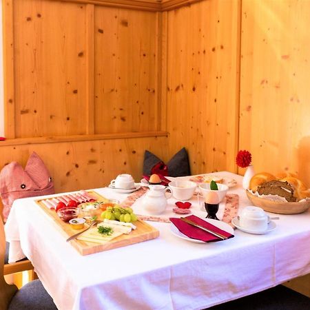 Pension Schneider Нойштифт-им-Штубайталь Экстерьер фото